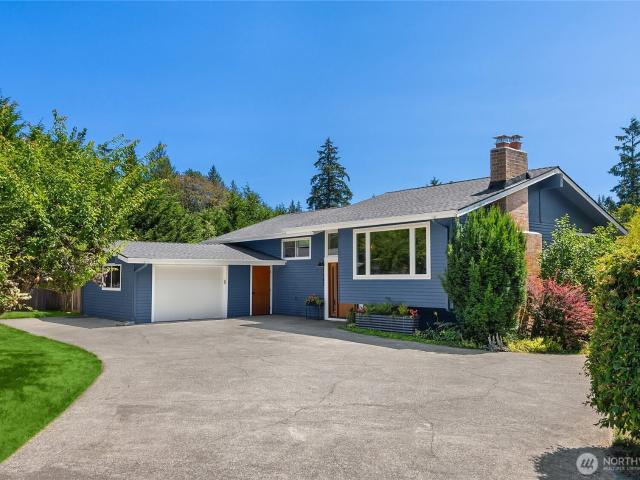 House for sale in Bainbridge Island, Washington