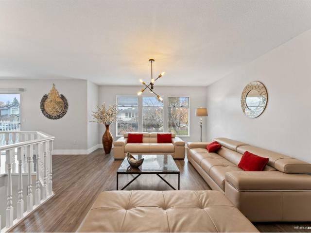 House for sale in Surrey, North Dakota