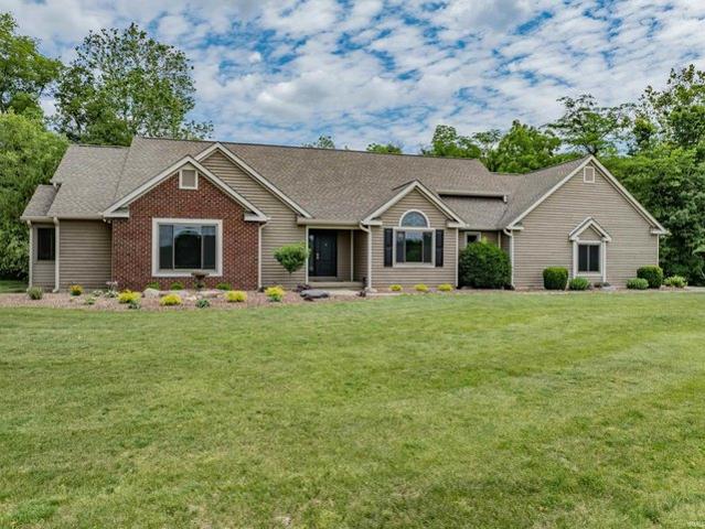 House for sale in Huntington, Indiana