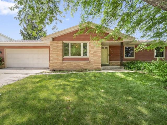 House for sale in Oak Creek, Wisconsin