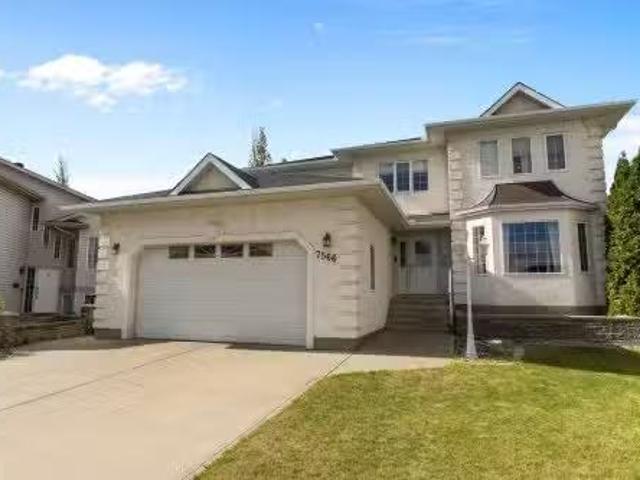House for sale in Wedgewood, Alberta