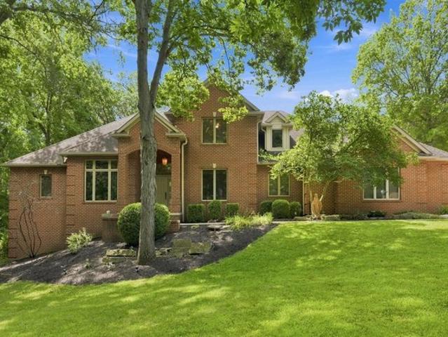 House for sale in Roanoke, Indiana
