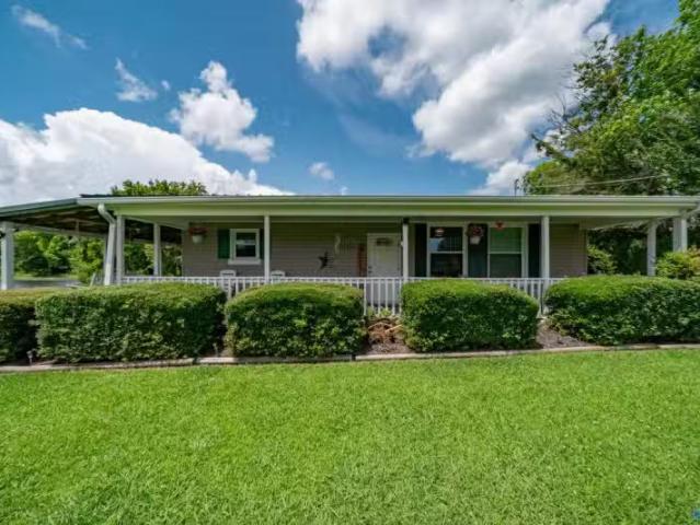 House for rent in Albertville