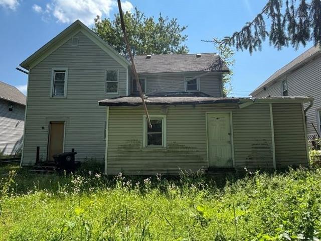 House for sale in Summit, Ohio