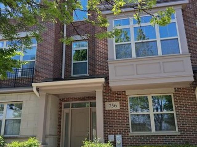 Townhouse for sale in Vernon Hills, Illinois