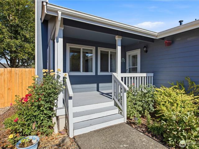 House for sale in Pacific, King County