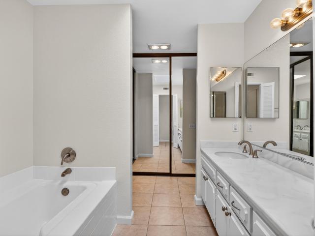Condo for sale in Palm Springs, California