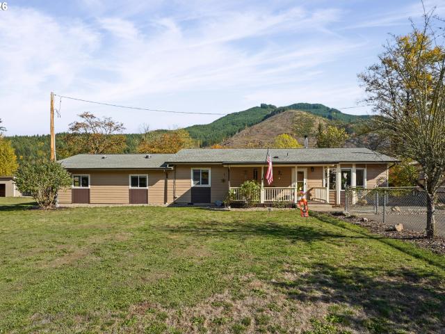 House for sale in Dorena, Lane County