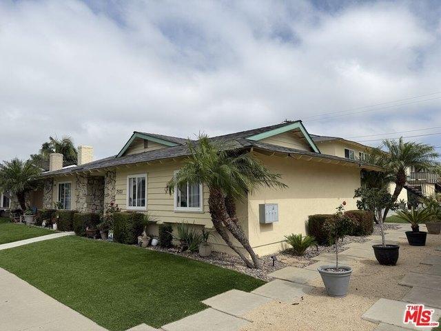 House for sale in Huntington Beach, California