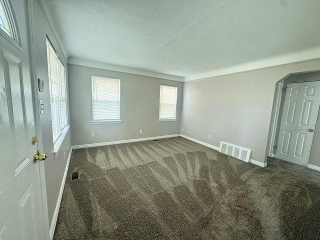 House for rent in Van Dyke, Warren