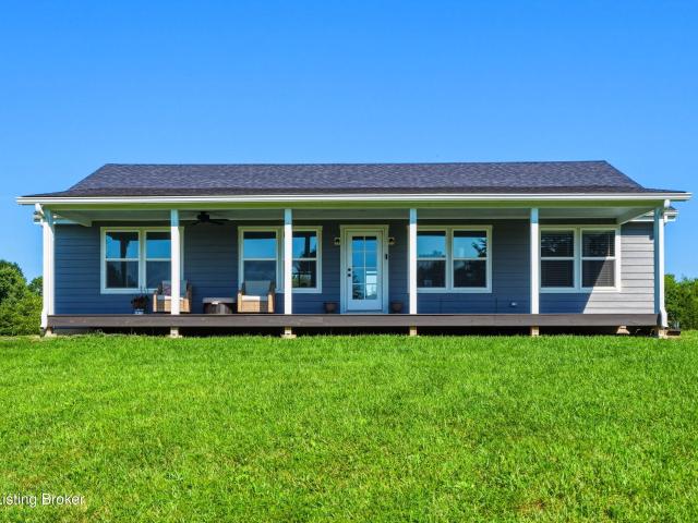 House for sale in Smithfield, Kentucky