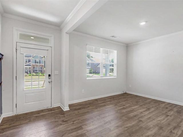 House for sale in Red Oak, Georgia
