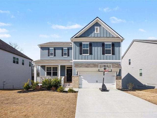House for sale in Red Oak, Georgia