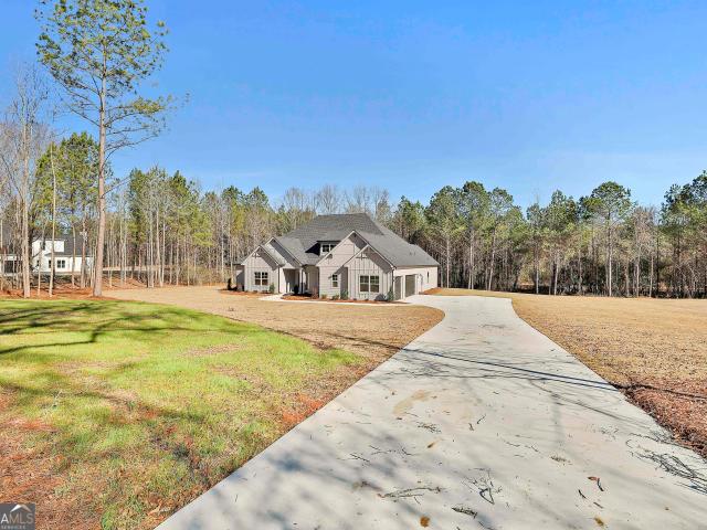 House for sale in Moreland, Georgia