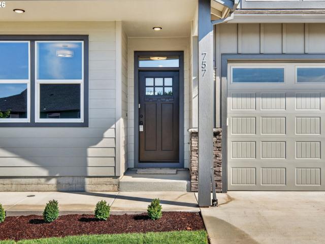House for sale in Oregonia