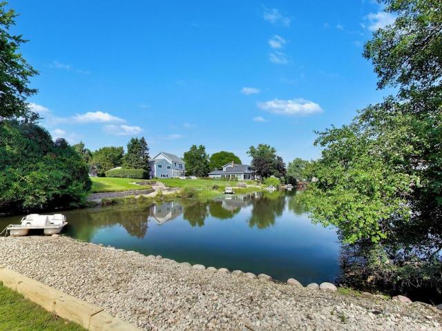 House for sale in Oakwood, Westmont