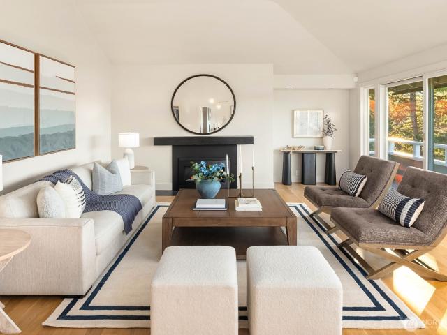 House for sale in Mercer Island, Washington