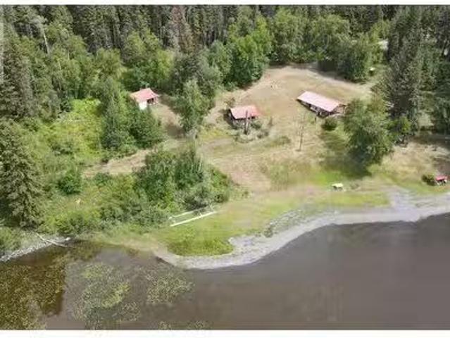 House for sale in Eagle Creek, British Columbia