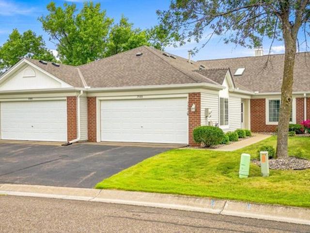 Townhouse for sale in Woodbury, Minnesota
