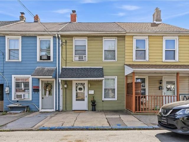Townhouse for sale in Lehigh, Pennsylvania