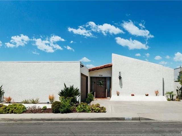 House for sale in Laguna Beach, California