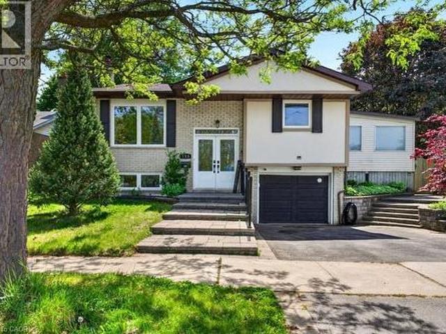 House for sale in Burlington, Ontario
