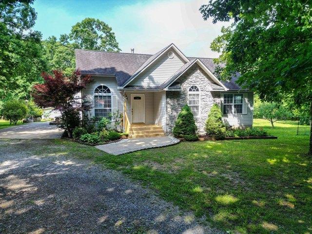 House for sale in Menlo, Georgia