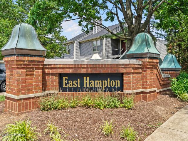 Condo for sale in Jeffersontown, Kentucky