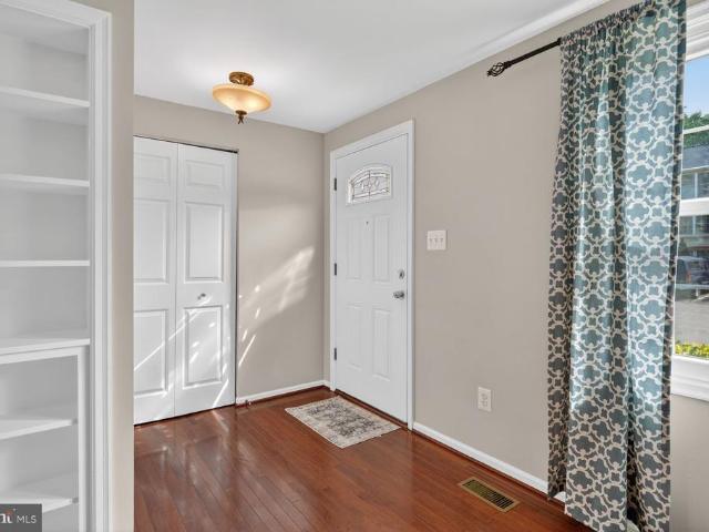 Townhouse for sale in Virginia