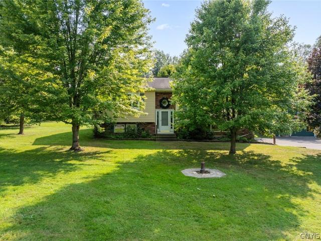 House for sale in Oneida, New York