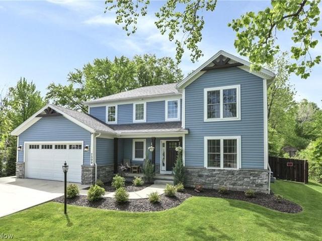 House for sale in Hinckley, Ohio