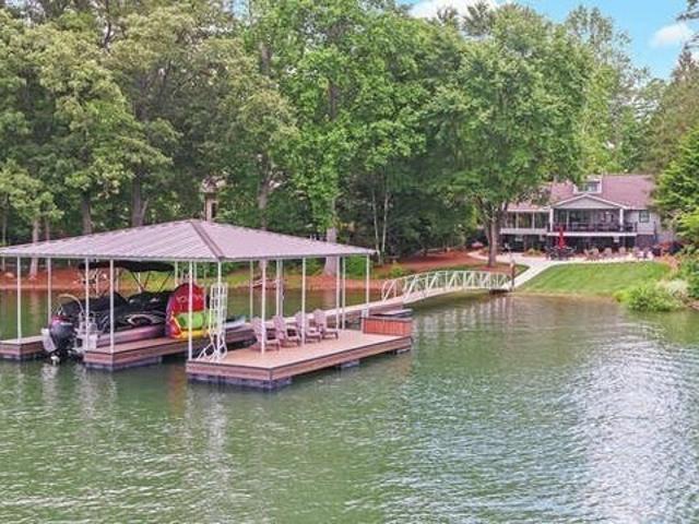 House for sale in Hiawassee, Towns County