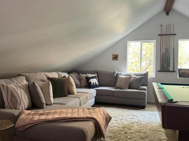 House for sale in Cedar Glen, California