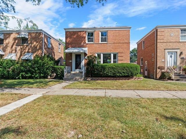 House for sale in Westchester, Cook County