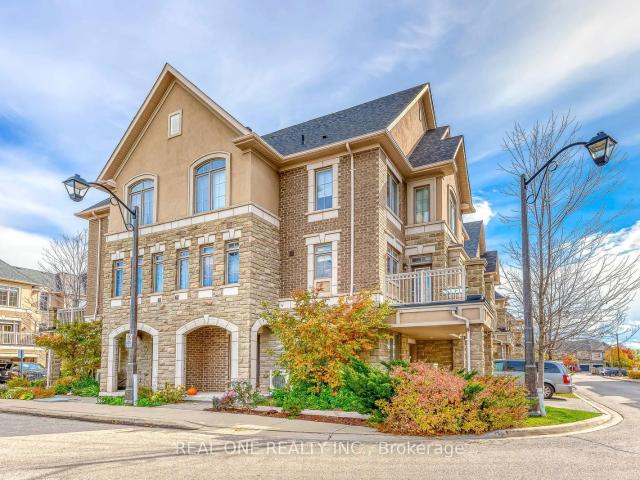 Townhouse for sale in Woburn, Ontario