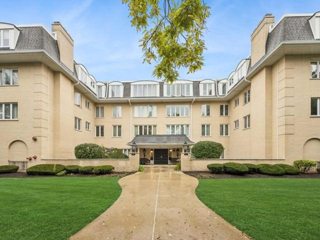 Condo for sale in La Grange, Cook County