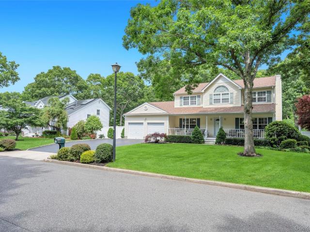 House for sale in Centereach, New York