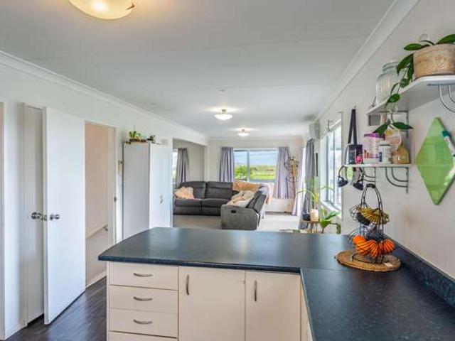House for sale in Otaki Beach, Wellington