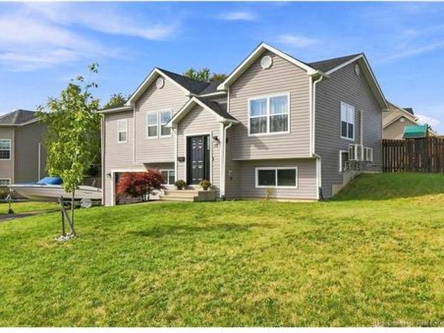 House for sale in Oromocto, New Brunswick