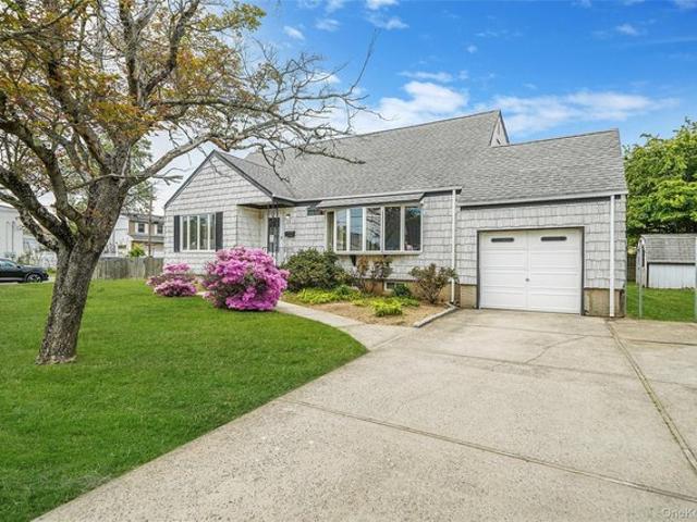 House for sale in Babylon, New York