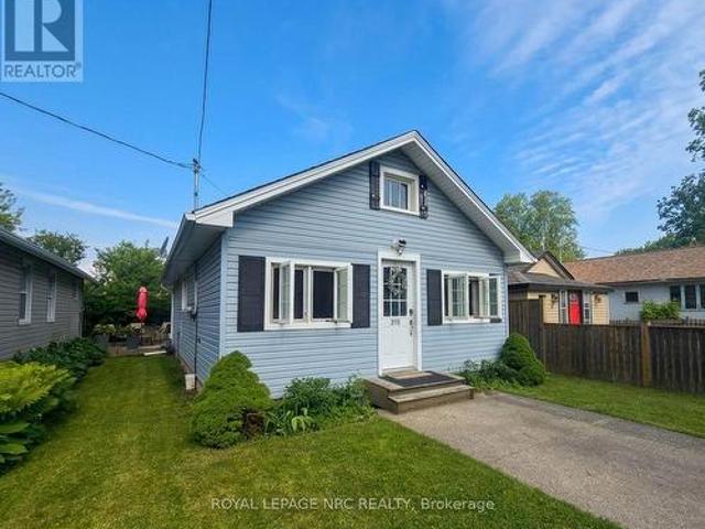 House for sale in Niagara, Ontario