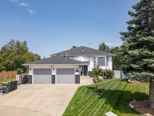 House for sale in Sherwood Park, Alberta