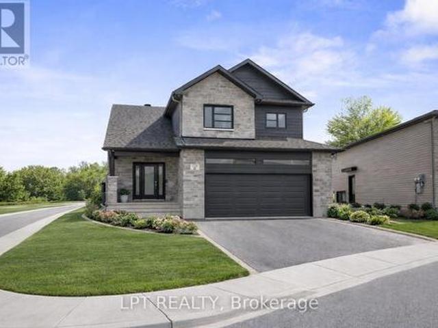 House for sale in Russell, Ontario