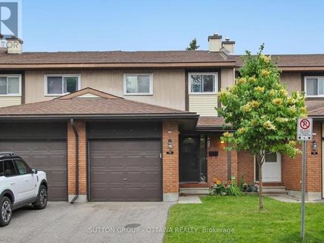 Townhouse for rent in CCC 259, Ottawa