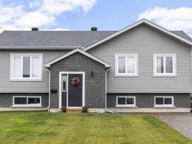 House for sale in Sault Sainte Marie, Ontario