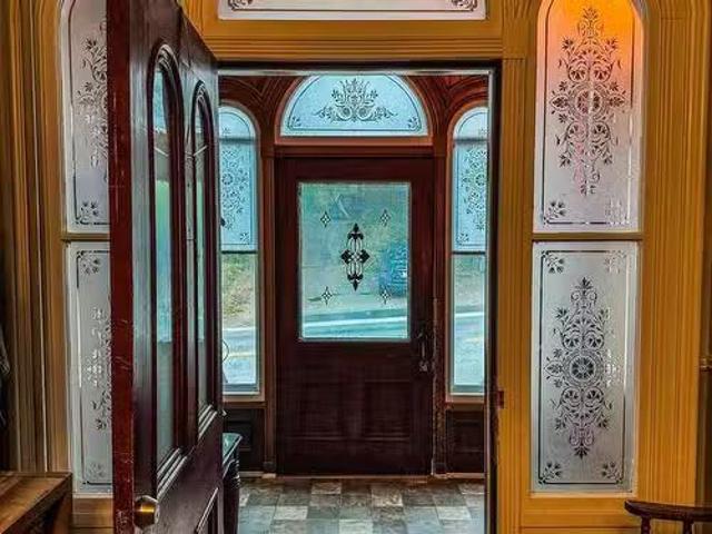 House for sale in Pictou, Nova Scotia