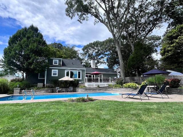House for sale in Huntington, New York