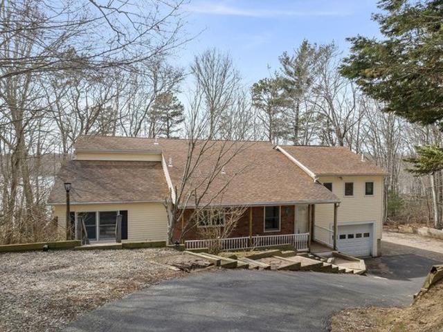 House for sale in Mashpee, Massachusetts