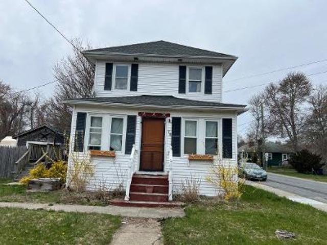 House for sale in Mattapoisett