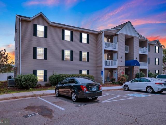 Condo for sale in Stafford, Stafford County